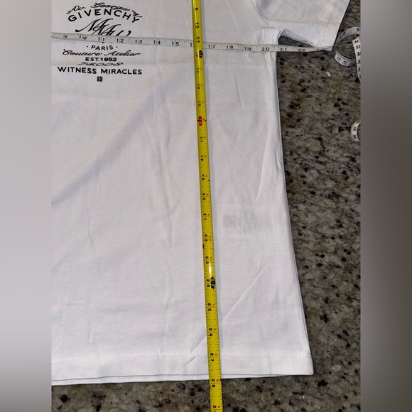 Givenchy MMW print cotton T-shirt size Small New Without Tags unisex Authentic - Picture 7 of 7